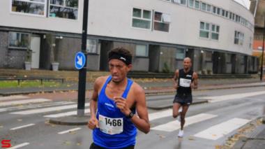 [Activiteiten en Festiviteiten] :: DrechtStadLoop Halve Marathon (28)