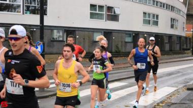 [Activiteiten en Festiviteiten] :: DrechtStadLoop Halve Marathon (27)