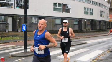 [Activiteiten en Festiviteiten] :: DrechtStadLoop Halve Marathon (28)
