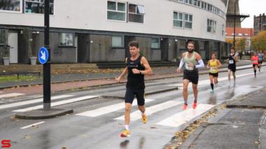 [Activiteiten en Festiviteiten] :: DrechtStadLoop Halve Marathon (38)