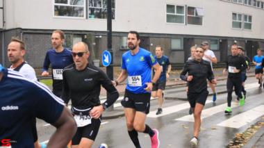 [Activiteiten en Festiviteiten] :: DrechtStadLoop Halve Marathon (27)