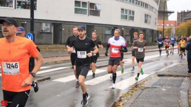 [Activiteiten en Festiviteiten] :: DrechtStadLoop Halve Marathon (26)