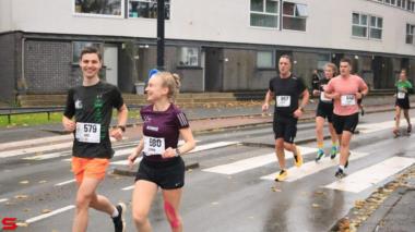 [Activiteiten en Festiviteiten] :: DrechtStadLoop Halve Marathon (31)