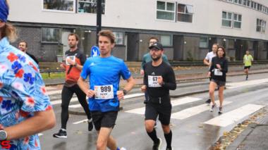 [Activiteiten en Festiviteiten] :: DrechtStadLoop Halve Marathon (36)