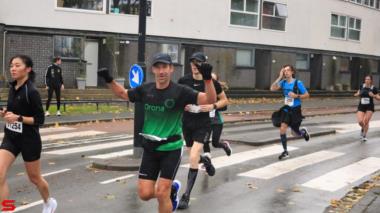 [Activiteiten en Festiviteiten] :: DrechtStadLoop Halve Marathon (24)