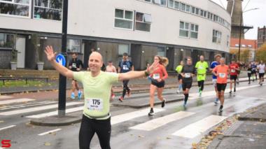 [Activiteiten en Festiviteiten] :: DrechtStadLoop Halve Marathon (37)