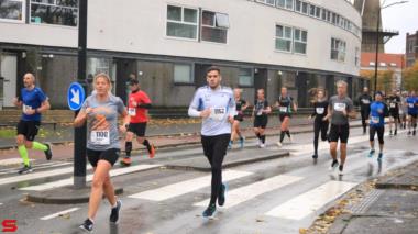 [Activiteiten en Festiviteiten] :: DrechtStadLoop Halve Marathon (30)