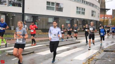 [Activiteiten en Festiviteiten] :: DrechtStadLoop Halve Marathon (31)