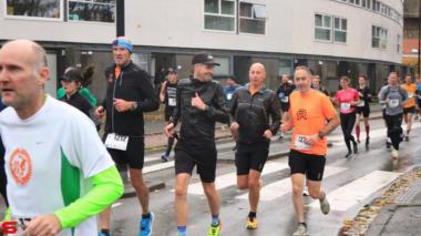 [Activiteiten en Festiviteiten] :: DrechtStadLoop Halve Marathon (24)