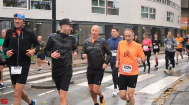 [Activiteiten en Festiviteiten] :: DrechtStadLoop Halve Marathon (25)