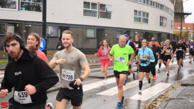 [Activiteiten en Festiviteiten] :: DrechtStadLoop Halve Marathon (33)