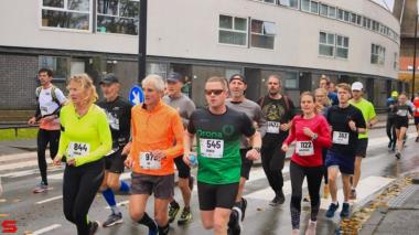 [Activiteiten en Festiviteiten] :: DrechtStadLoop Halve Marathon (29)