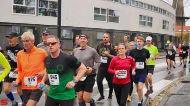 [Activiteiten en Festiviteiten] :: DrechtStadLoop Halve Marathon (30)