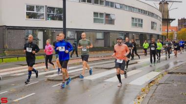 [Activiteiten en Festiviteiten] :: DrechtStadLoop Halve Marathon (29)