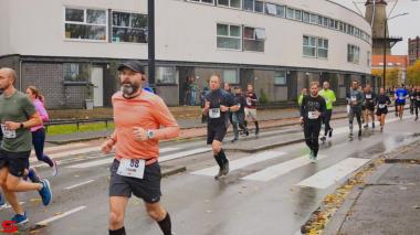 [Activiteiten en Festiviteiten] :: DrechtStadLoop Halve Marathon (31)