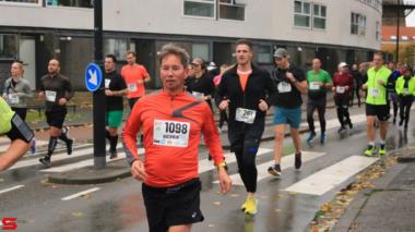 [Activiteiten en Festiviteiten] :: DrechtStadLoop Halve Marathon (32)