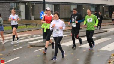 [Activiteiten en Festiviteiten] :: DrechtStadLoop Halve Marathon (24)