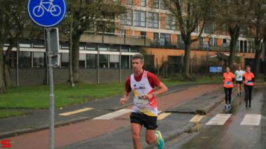 [Activiteiten en Festiviteiten] :: DrechtStadLoop Halve Marathon (31)