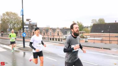 [Activiteiten en Festiviteiten] :: DrechtStadLoop Halve Marathon (37)
