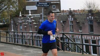 [Activiteiten en Festiviteiten] :: DrechtStadLoop Halve Marathon (25)