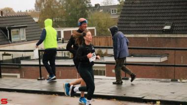 [Activiteiten en Festiviteiten] :: DrechtStadLoop Halve Marathon (35)