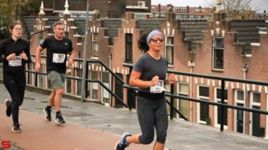[Activiteiten en Festiviteiten] :: DrechtStadLoop Halve Marathon (31)