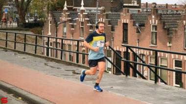 [Activiteiten en Festiviteiten] :: DrechtStadLoop Halve Marathon (33)