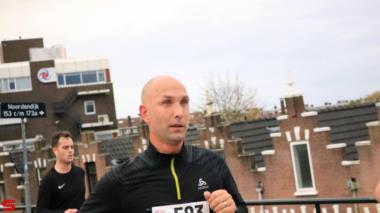 [Activiteiten en Festiviteiten] :: DrechtStadLoop Halve Marathon (36)
