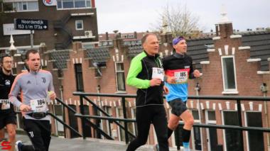 [Activiteiten en Festiviteiten] :: DrechtStadLoop Halve Marathon (26)