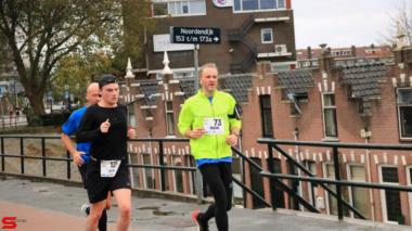 [Activiteiten en Festiviteiten] :: DrechtStadLoop Halve Marathon (28)