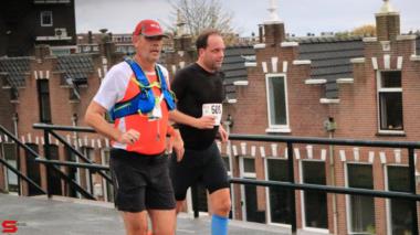 [Activiteiten en Festiviteiten] :: DrechtStadLoop Halve Marathon (35)