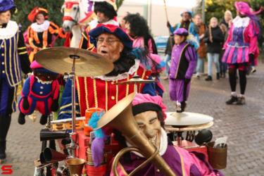 [Activiteiten en Festiviteiten] :: Sinterklaas Bieshof 2023 (21)