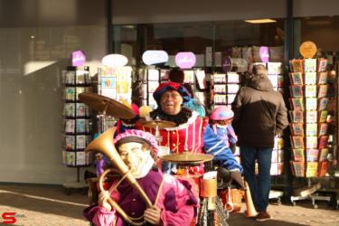 [Activiteiten en Festiviteiten] :: Sinterklaas Bieshof 2023 (16)