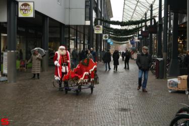 [Activiteiten en Festiviteiten] :: Kerstsfeer in de Bieshof (13)
