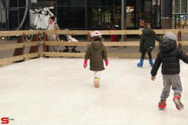 [Activiteiten en Festiviteiten] :: Schaatsbaan Bieshof 2023 dag 1 (20)