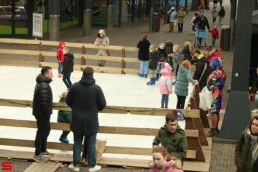 27 December 2023 :: Schaatsbaan Bieshof 2023 dag 1 27 December 2023 :: Schaatsbaan Bieshof 2023 dag 1