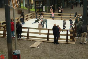[Activiteiten en Festiviteiten] :: Schaatsbaan Bieshof 2023 dag 1 (11)