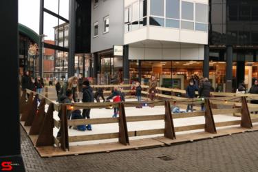 [Activiteiten en Festiviteiten] :: Schaatsbaan Bieshof 2023 dag 1 (10)
