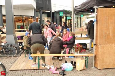 [Activiteiten en Festiviteiten] :: Schaatsbaan Bieshof 2023 dag 2 (18)