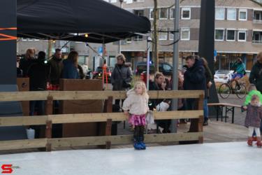 [Activiteiten en Festiviteiten] :: Schaatsbaan Bieshof 2023 dag 3 (6)