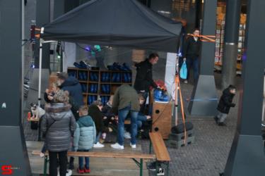 [Activiteiten en Festiviteiten] :: Schaatsbaan Bieshof 2023 dag 3 (10)