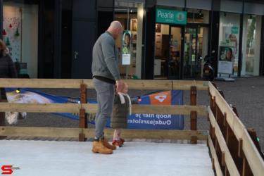 [Activiteiten en Festiviteiten] :: Schaatsbaan Bieshof 2023 dag 4 (15)