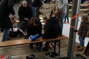 [Activiteiten en Festiviteiten] :: Schaatsbaan Bieshof 2023 dag 4 (13)