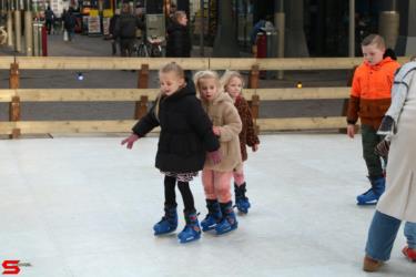 30 December 2023 :: Schaatsbaan Bieshof 2023 dag 4