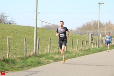 [Activiteiten en Festiviteiten] :: Riwal Halve Marathon 10km (25)