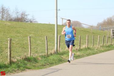 [Activiteiten en Festiviteiten] :: Riwal Halve Marathon 10km (27)