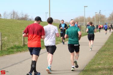[Activiteiten en Festiviteiten] :: Riwal Halve Marathon 10km (24)