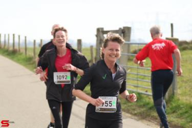 [Activiteiten en Festiviteiten] :: Riwal Halve Marathon 10km (32)
