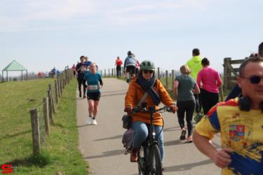 [Activiteiten en Festiviteiten] :: Riwal Halve Marathon 10km (25)