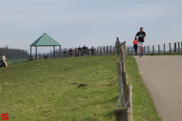 [Activiteiten en Festiviteiten] :: Riwal Halve Marathon 10km (23)